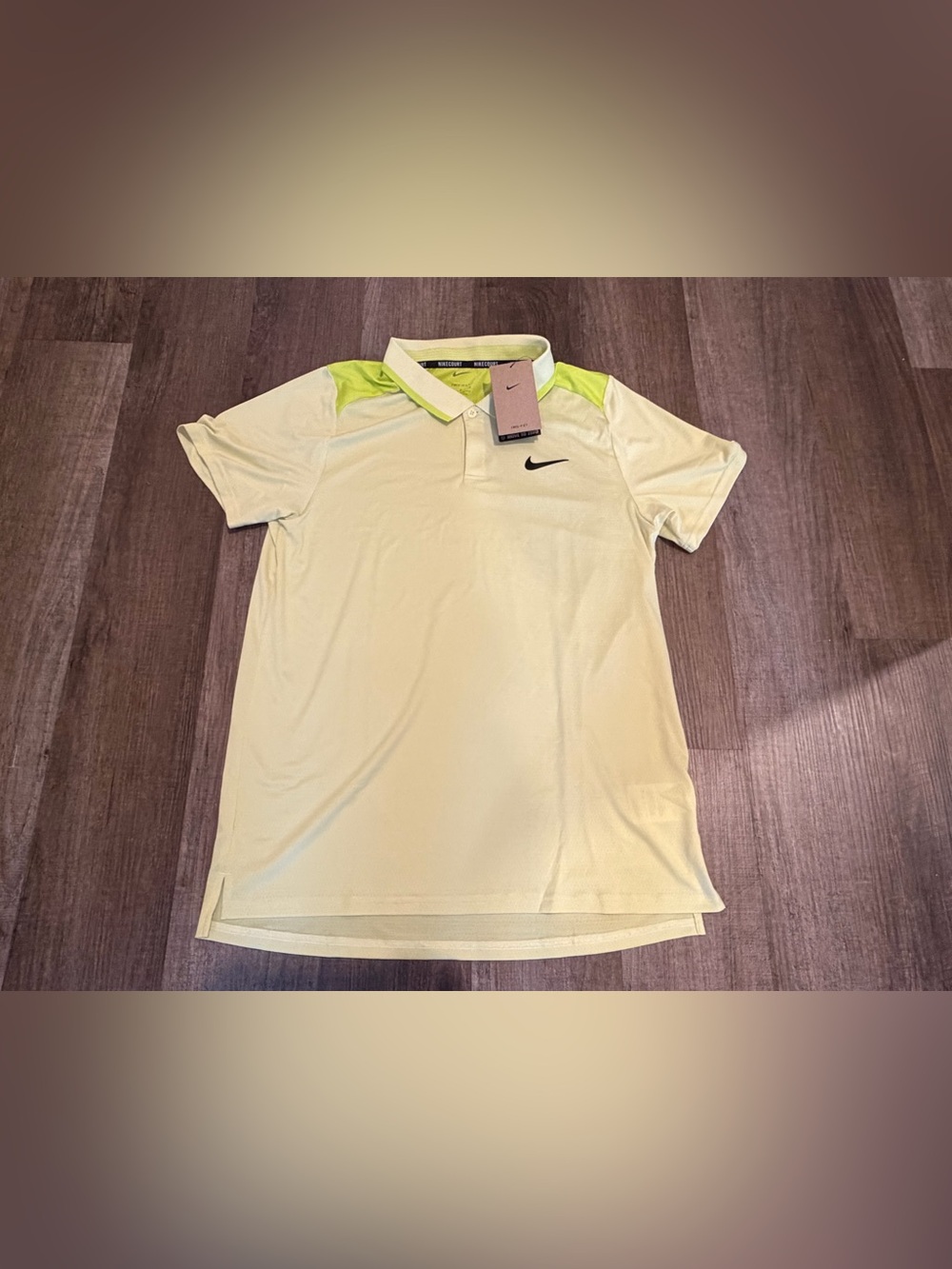 Nike Court Dri-Fit Advantage Tennis Polo.
- Size M Men.